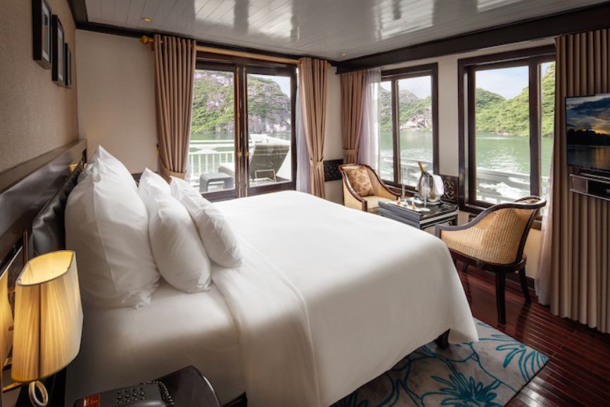 terrace-suite-cabin-paradise-sails-halong-bay